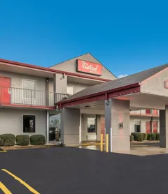 Red Roof Inn & Suites Jackson, TN