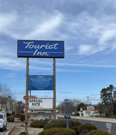 Tourist Inn