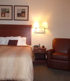 Candlewood Suites Fayetteville – University of Arkansas, an IHG Hotel