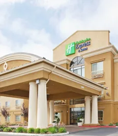 Holiday Inn Express & Suites Salinas, an IHG Hotel