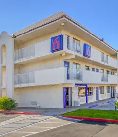 Motel 6 Phoenix West