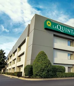 La Quinta Inn & Suites Columbia Ne - Fort Jackson