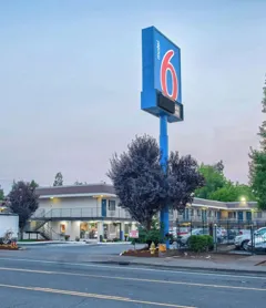 Motel 6 Salem, OR