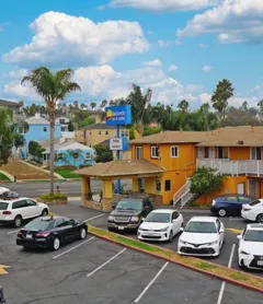 Redondo Inn and Suites