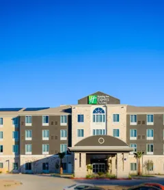 Holiday Inn Express & Suites Austin NW - Arboretum Area, an IHG Hotel