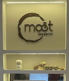 Moet Medellin Hotel