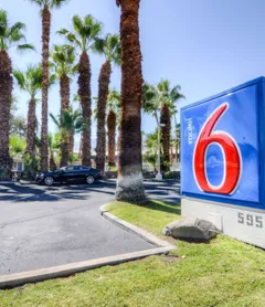 Motel 6 Palm Springs, CA - East - Palm Canyon