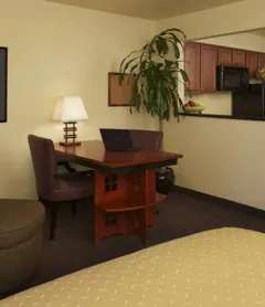 Larkspur Landing Roseville - An All-Suite Hotel