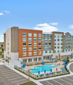 Holiday Inn Express & Suites Orlando - Lake Buena Vista, an IHG Hotel