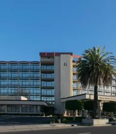 Oakland Airport Executive Hotel