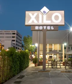 Hotel Xilo Glendale