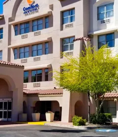 Comfort Inn & Suites Tempe Phoenix Sky Harbor Airport