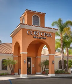 Cortona Inn & Suites Anaheim Resort