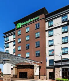 Holiday Inn Hotel & Suites Tulsa South, an IHG Hotel