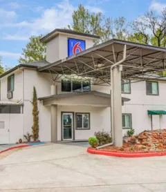 Motel 6 Humble, TX - Houston International Airport