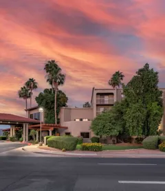 Best Western Plus Scottsdale Thunderbird Suites