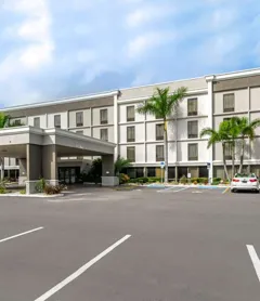 Comfort Inn & Suites St. Pete - Clearwater International Airport