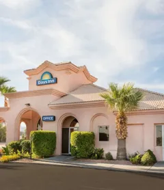 Days Inn by Wyndham Bullhead City