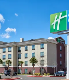 Holiday Inn Express & Suites El Paso Airport Area, an IHG Hotel