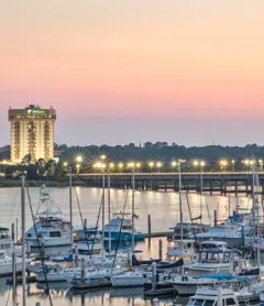 Holiday Inn Charleston Riverview, an IHG Hotel