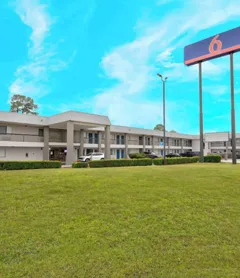 Motel 6 Texarkana, TX