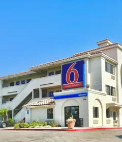 Motel 6 Bellflower, CA - Los Angeles