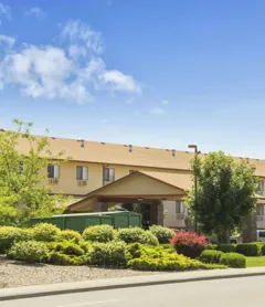 Super 8 by Wyndham Kennewick