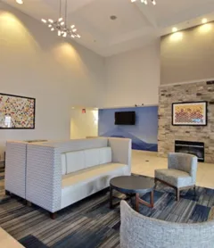 Holiday Inn Express Hotel & Suites Milwaukee Airport, an IHG Hotel