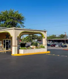 Rodeway Inn San Antonio Lackland AFB - SeaWorld