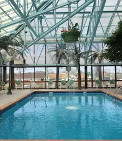 Wildwood Inn Tropical Dome & Theme Suites