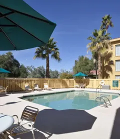 La Quinta Inn by Wyndham Phoenix Sky Harbor Airport