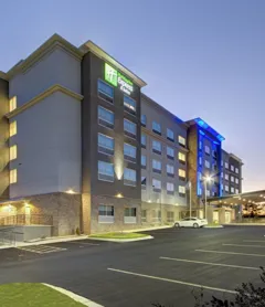 Holiday Inn Express & Suites Charlotte Southwest by IHG