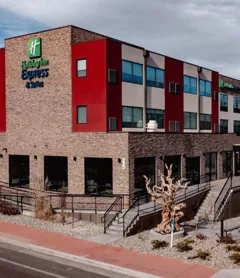 Holiday Inn Express & Suites Manitou Springs, an IHG Hotel