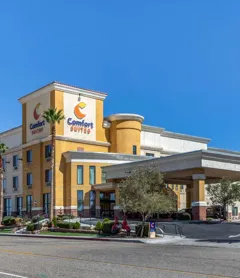 Comfort Suites Barstow near I-15