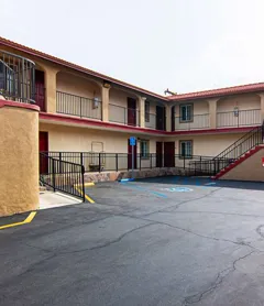 Econo Lodge Long Beach I-405