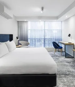 Brady Apartment Hotel Flinders Street