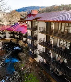 Bear Creek Inn