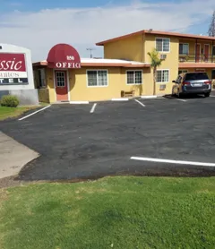 Classic Inn & Suites