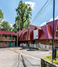 Motel 6 Gatlinburg, TN - Smoky Mountains