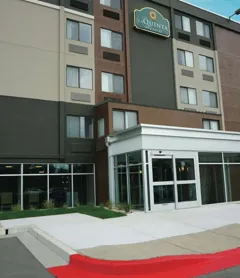 La Quinta Inn & Suites by Wyndham Baltimore N / White Marsh