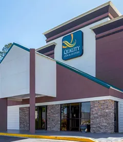 Quality Inn & Suites near Six Flags East