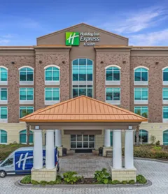 Holiday Inn Express Hotel & Suites Charleston Arpt-Conv Ctr, an IHG Hotel