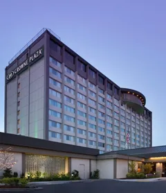 Crowne Plaza Seattle Airport, an IHG Hotel