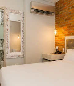 Hotel Boutique Adaz