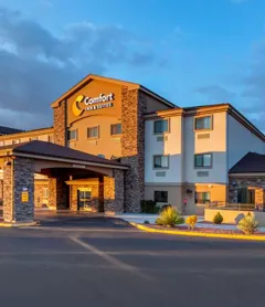 Comfort Inn & Suites Page at Lake Powell