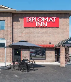 Diplomat Inn