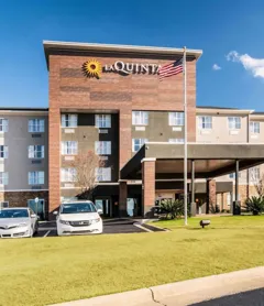 La Quinta Inn & Suites by Wyndham Montgomery