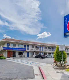 Motel 6 Bakersfield Airport