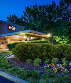 Best Western Plus Richmond Airport Hotel