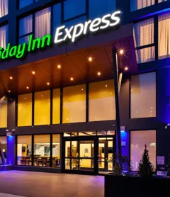 Holiday Inn Express NYC Brooklyn - Sunset Park, an IHG Hotel